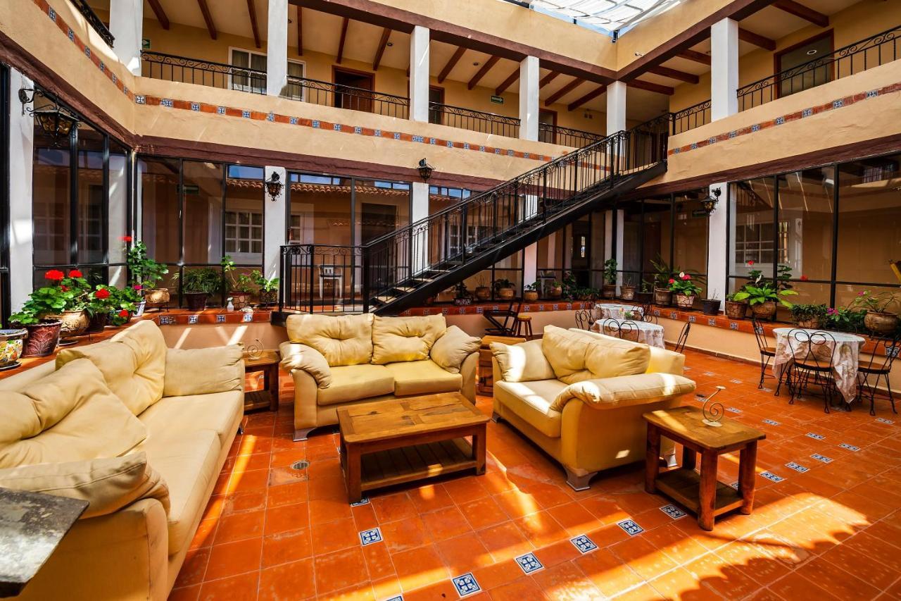 Capital O Hotel Casa Don Tito Jocotitlán Zewnętrze zdjęcie